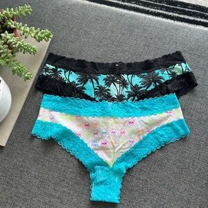 NWT Victoria’s Secret PINK Lace Trimmed Panty Set